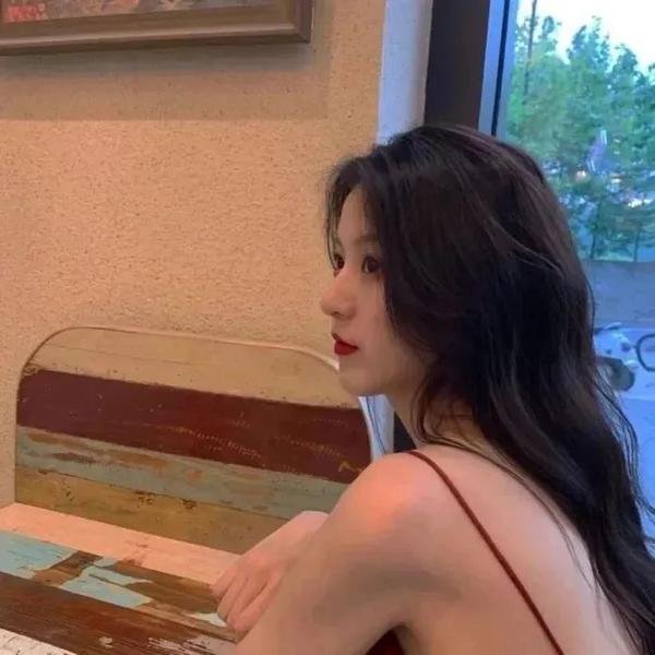 查出绝症后，我创飞全世界